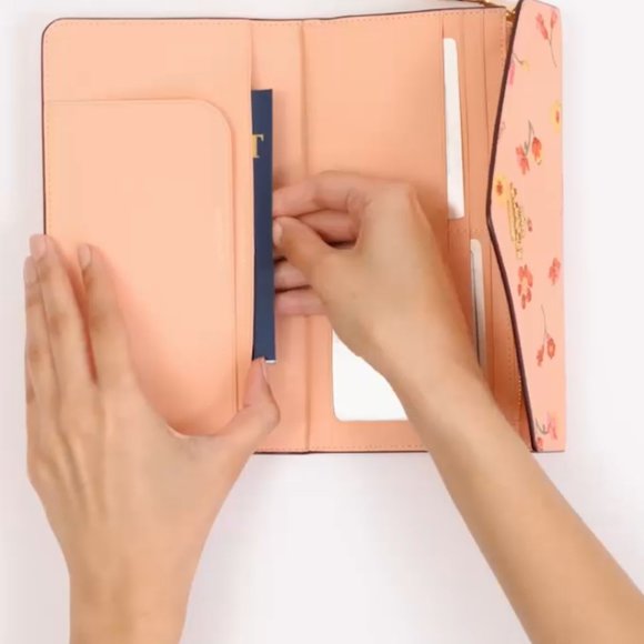 Coach mystic flower large travel wallet nwt - Picture 8 of 14